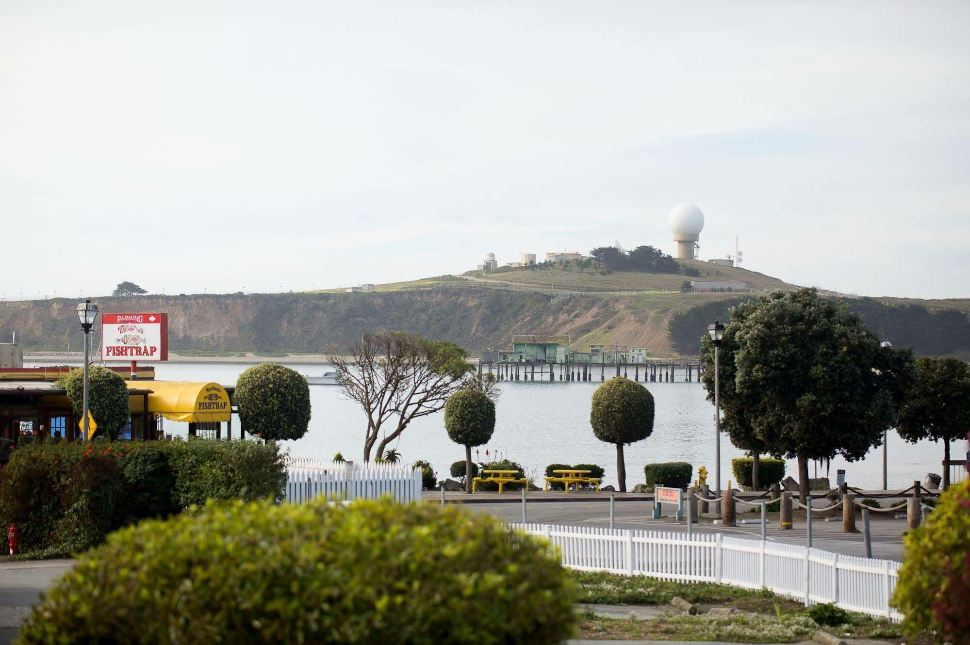Oceano Hotel And Spa Half Moon Bay Harbor Buitenkant foto